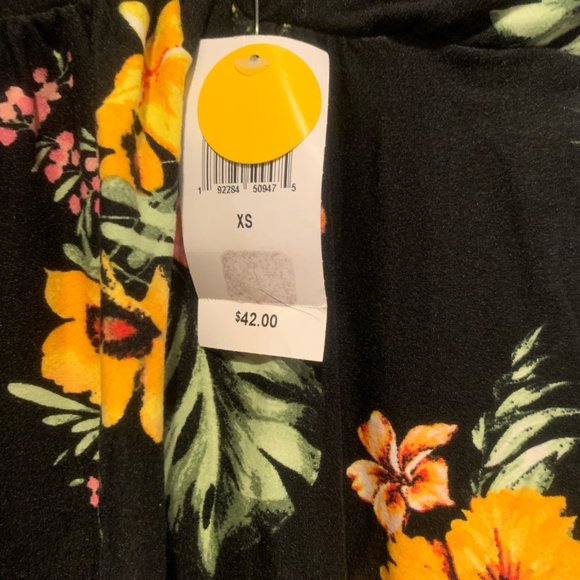 NWT BLACK MINI - Picture 4 of 4